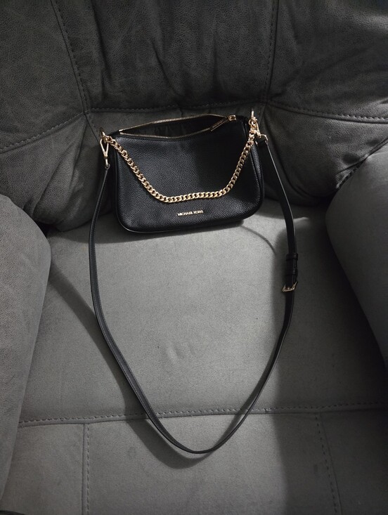 Michael Kors Handbags - Michael Kors Crossbody